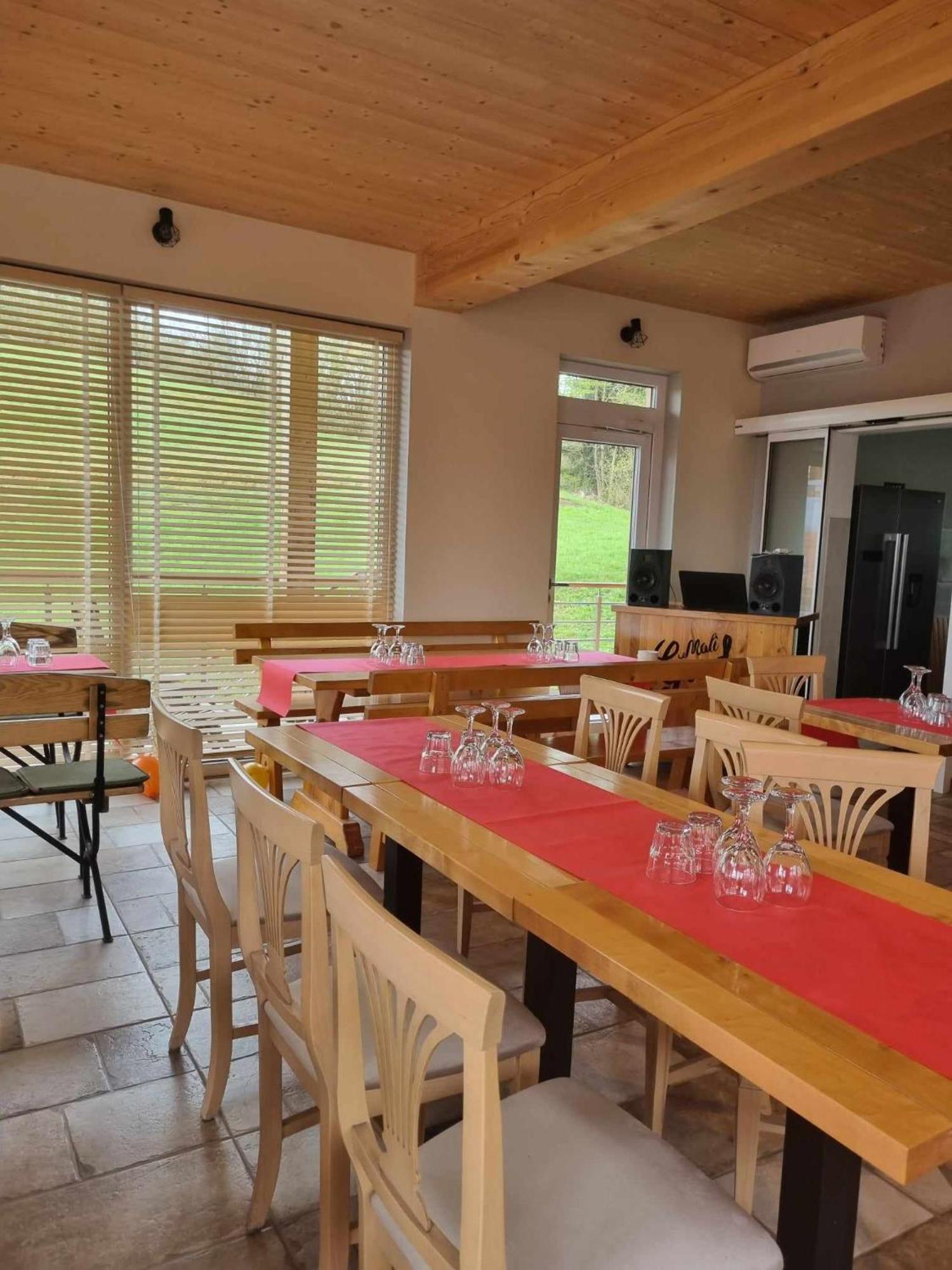 Resort Pri Hrastu Kamnik Bagian luar foto