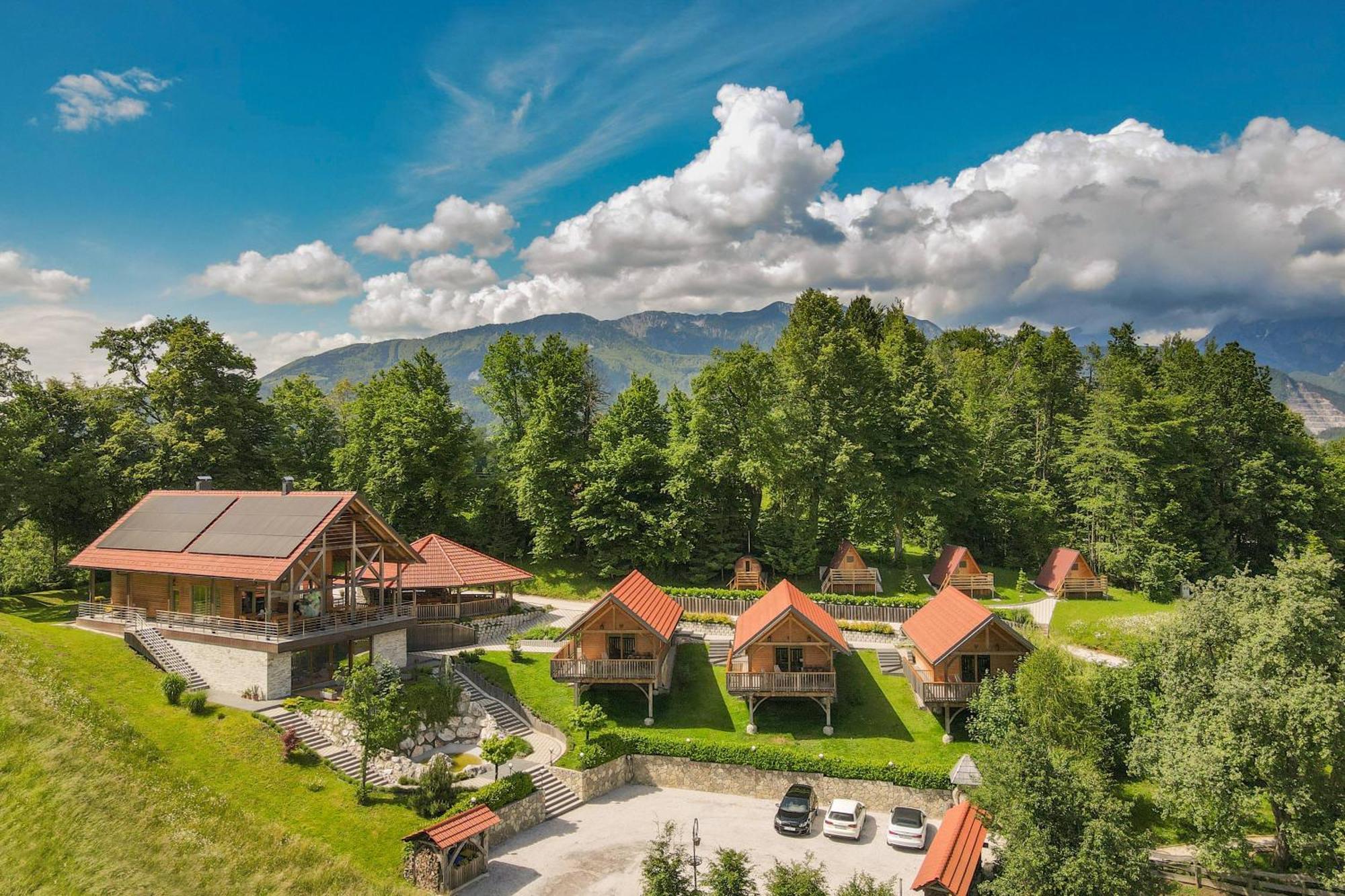 Resort Pri Hrastu Kamnik Bagian luar foto