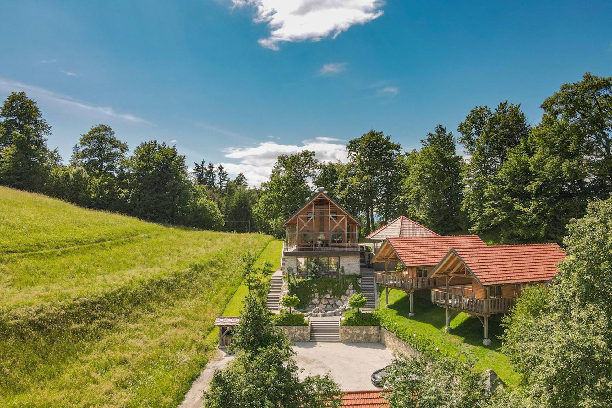 Resort Pri Hrastu Kamnik Bagian luar foto