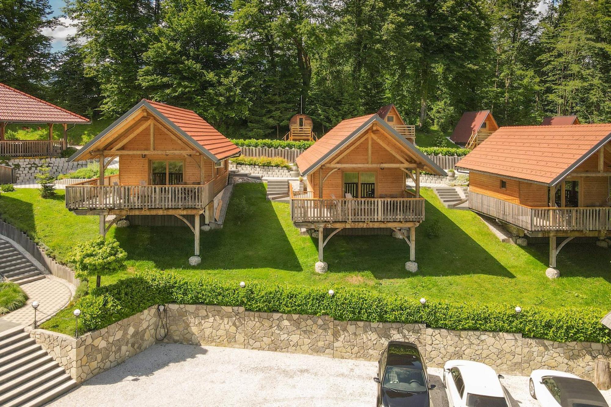 Resort Pri Hrastu Kamnik Bagian luar foto